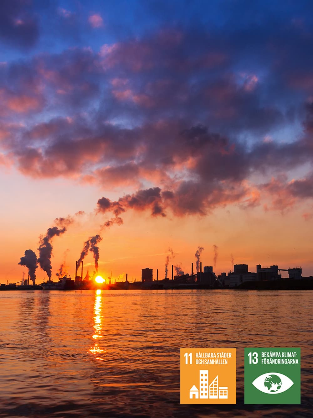 Solen går ner över ett stort vattendrag.